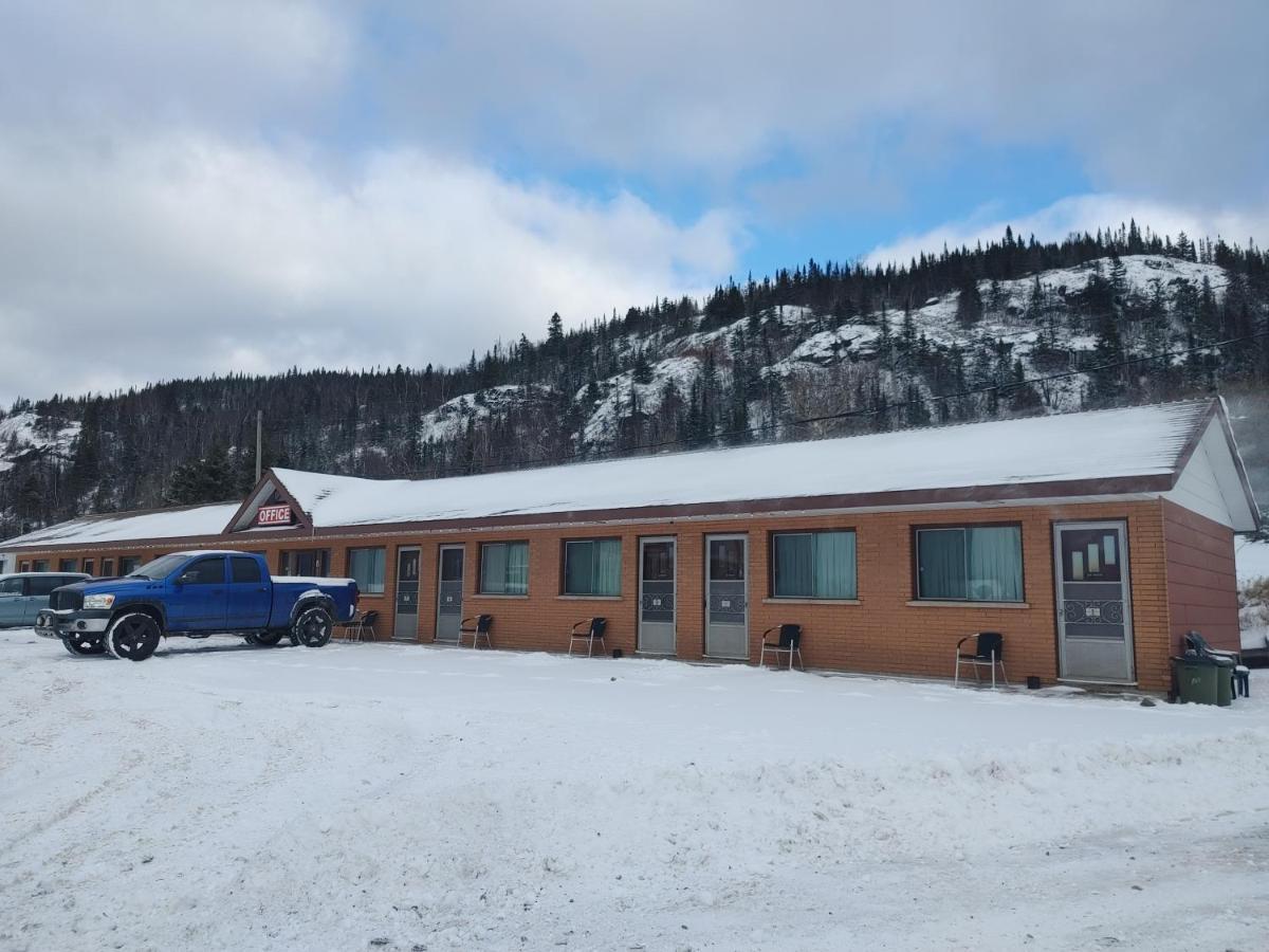 Sunset Motel Schreiber Екстер'єр фото
