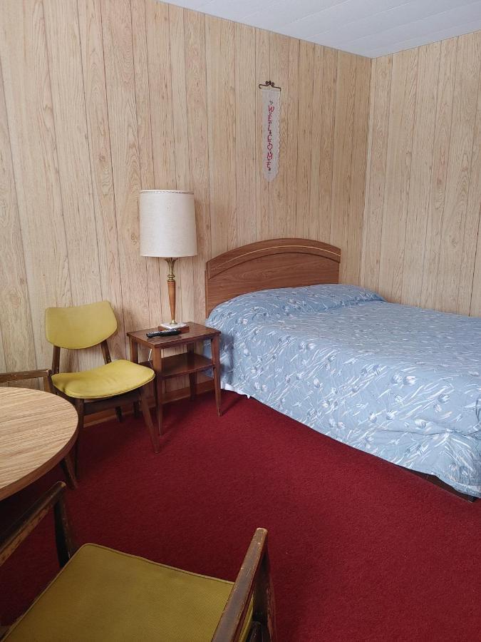 Sunset Motel Schreiber Екстер'єр фото